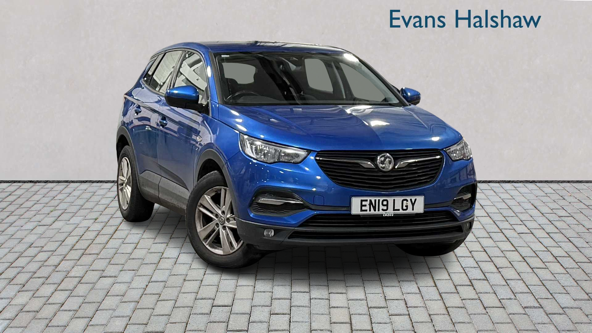 Main listing image - Vauxhall Grandland X