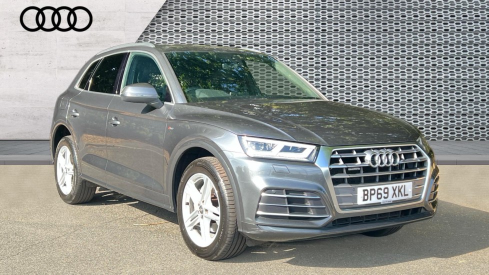 Main listing image - Audi Q5