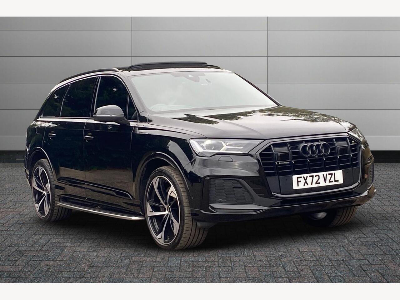 Main listing image - Audi Q7