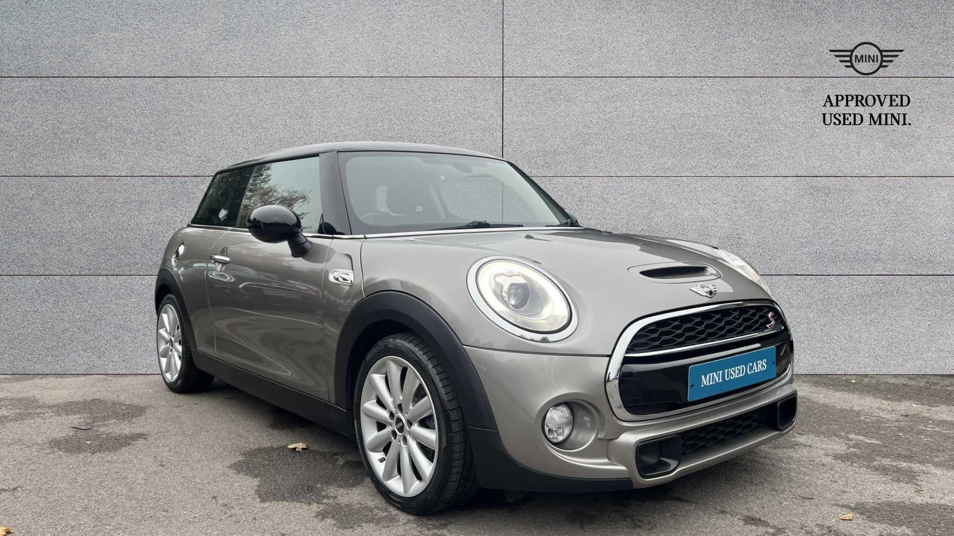 Main listing image - MINI Hatchback