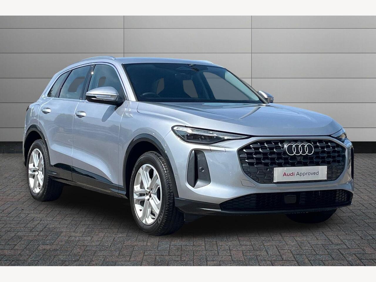 Main listing image - Audi Q5