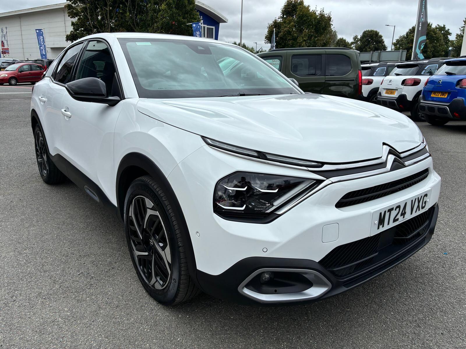 Main listing image - Citroen C4