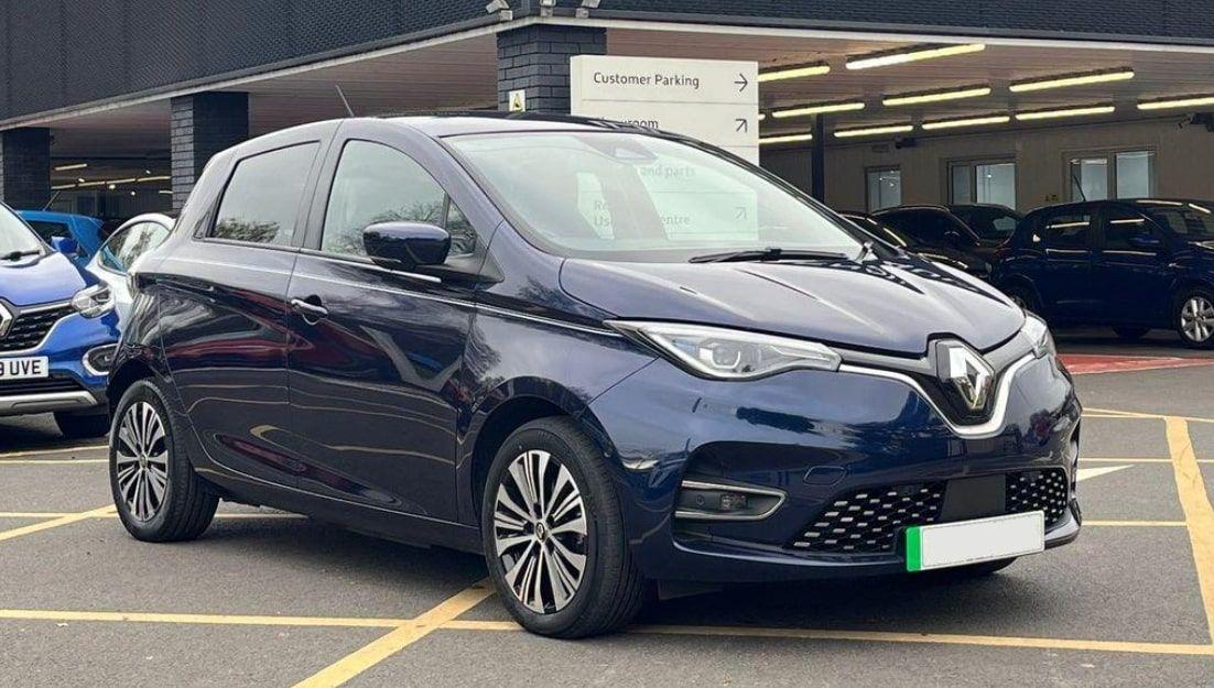 Main listing image - Renault Zoe