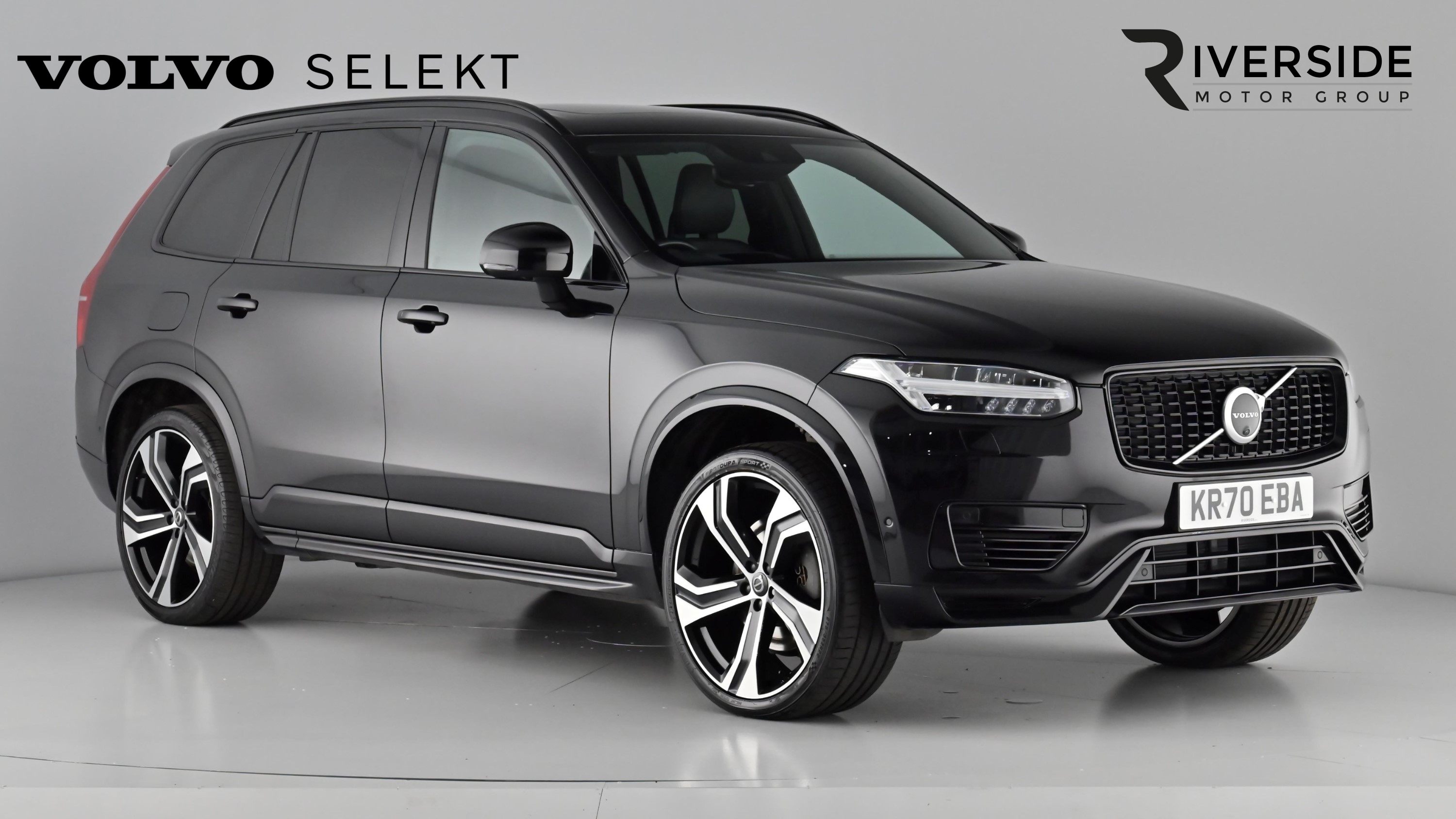 Main listing image - Volvo XC90