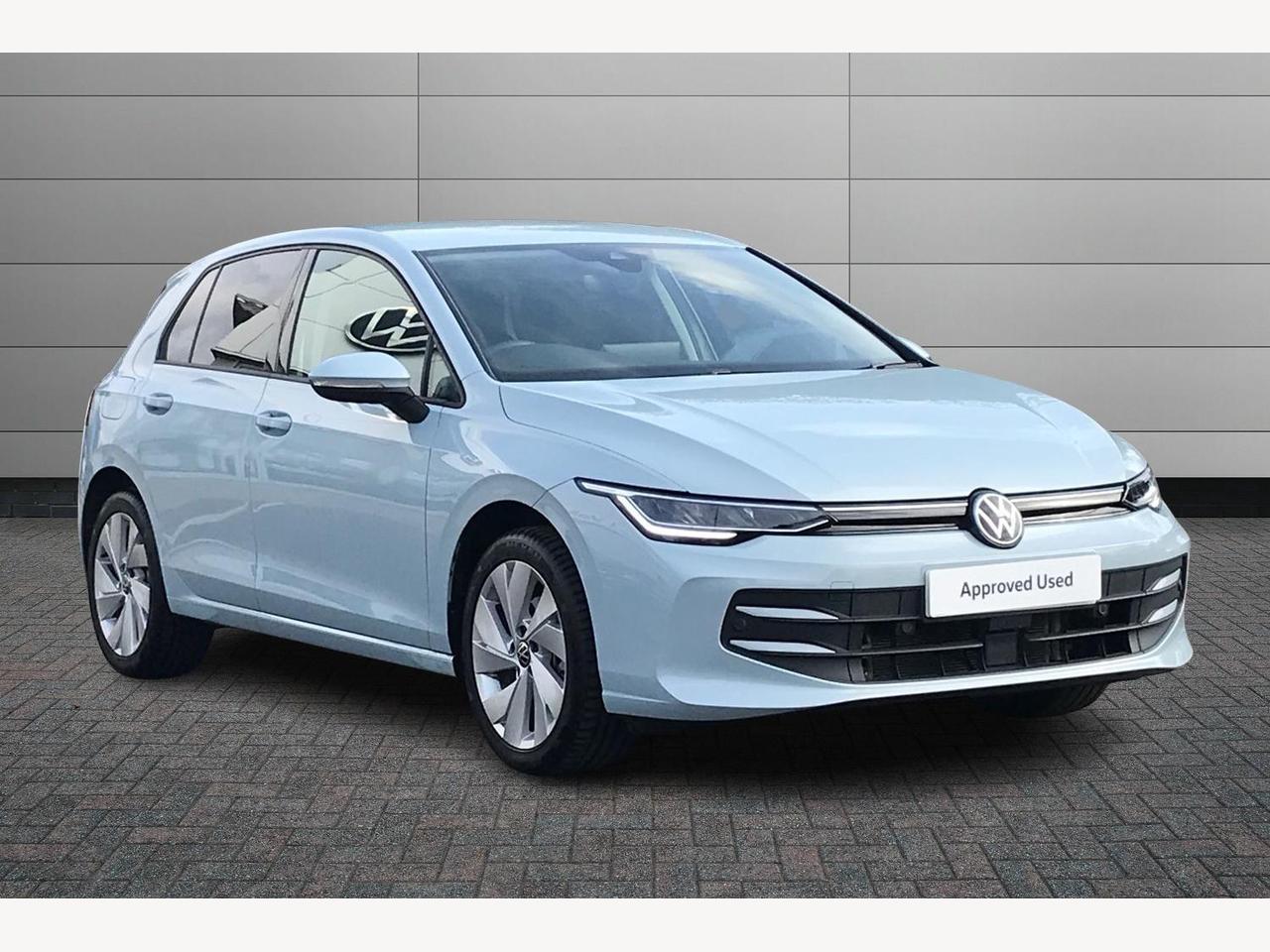 Main listing image - Volkswagen Golf