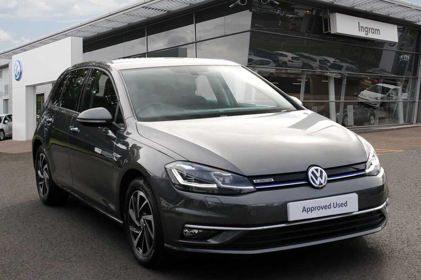 Main listing image - Volkswagen Golf