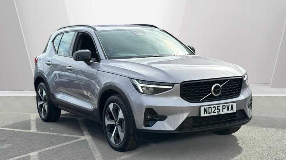 Main listing image - Volvo XC40