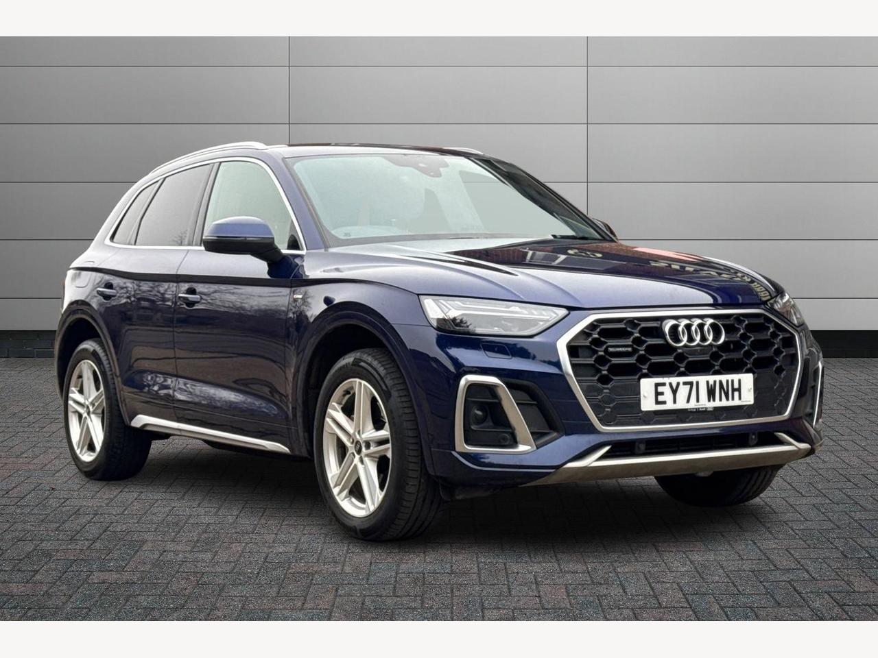 Main listing image - Audi Q5