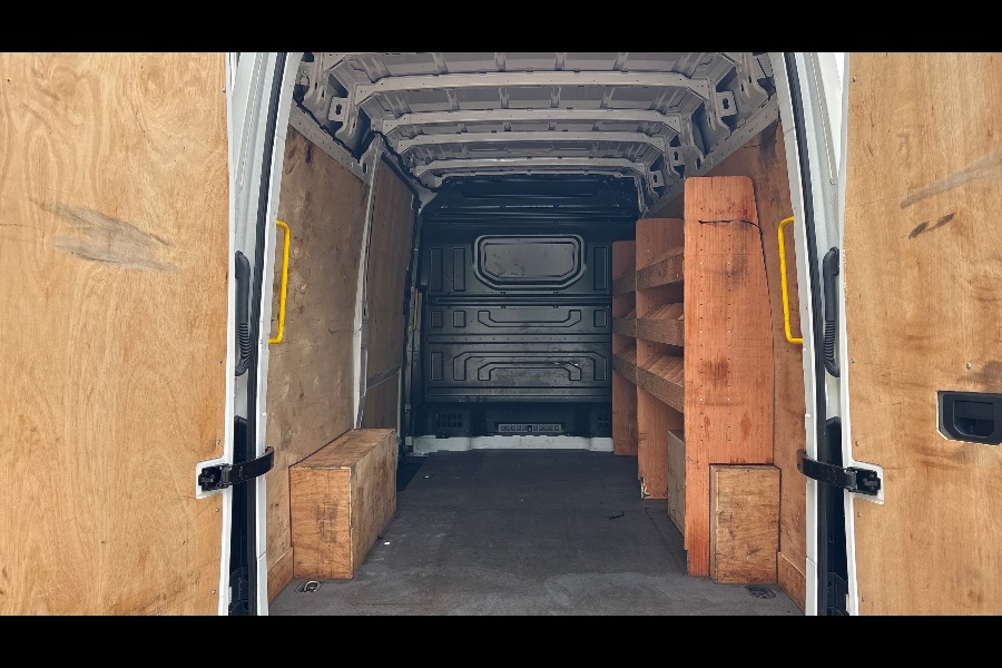 Main listing image - Volkswagen Crafter