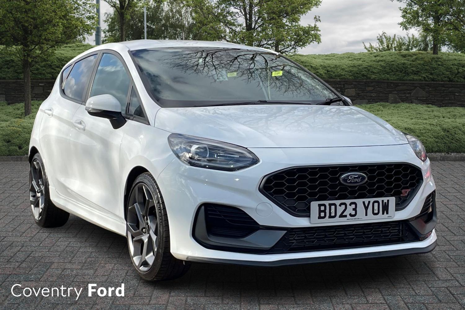 Main listing image - Ford Fiesta ST