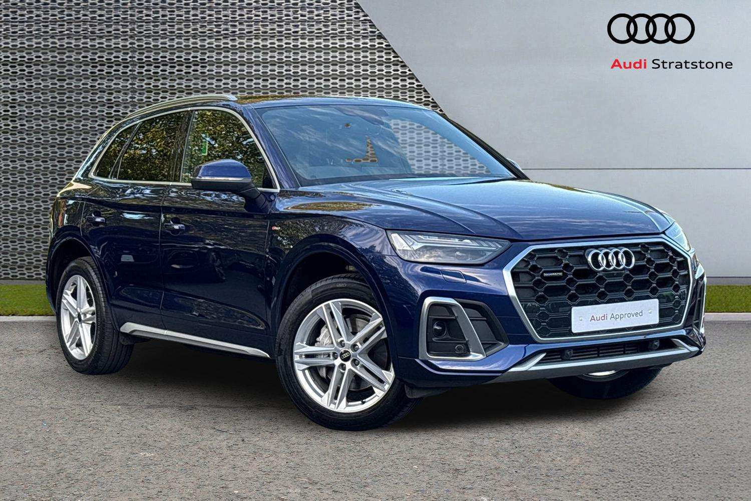 Main listing image - Audi Q5