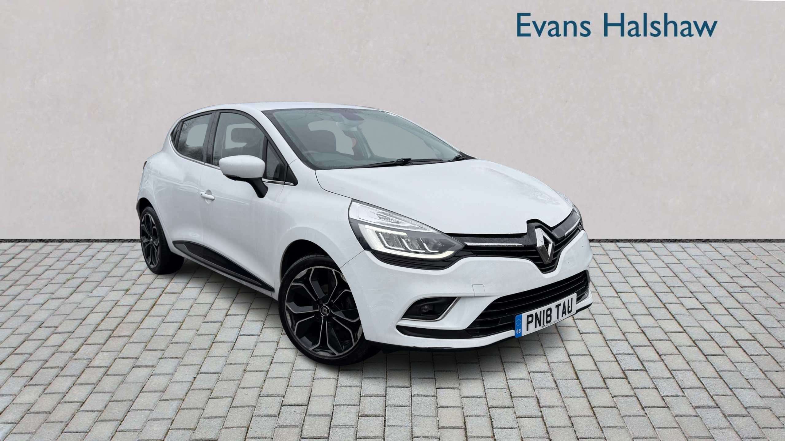 Main listing image - Renault Clio