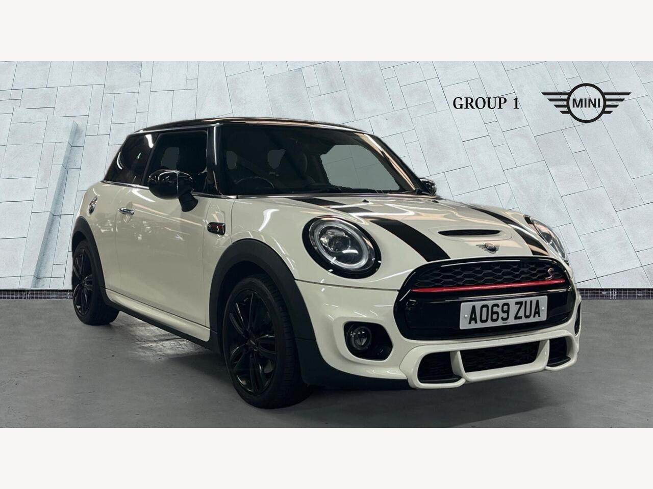 Main listing image - MINI Hatchback