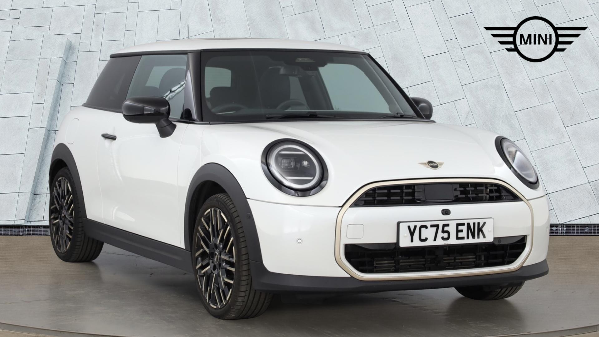 Main listing image - MINI Cooper