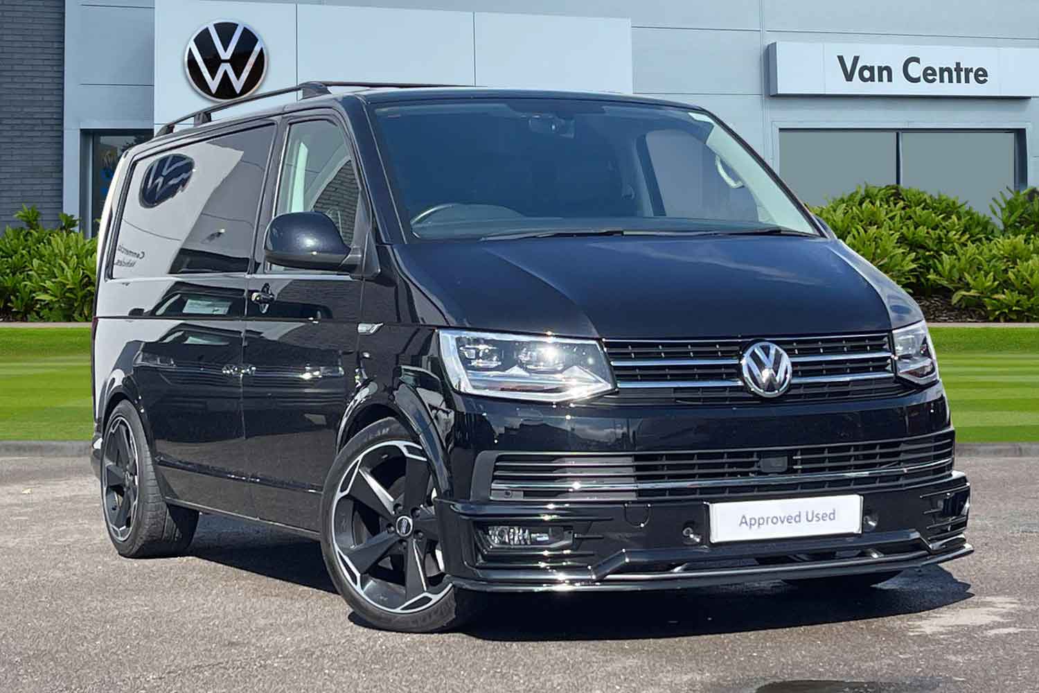 Main listing image - Volkswagen Transporter