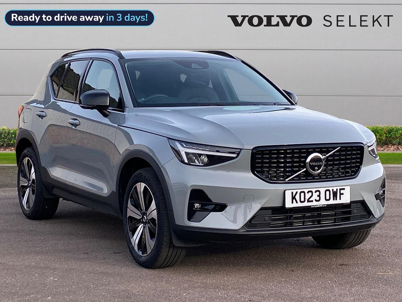 Main listing image - Volvo XC40 Recharge