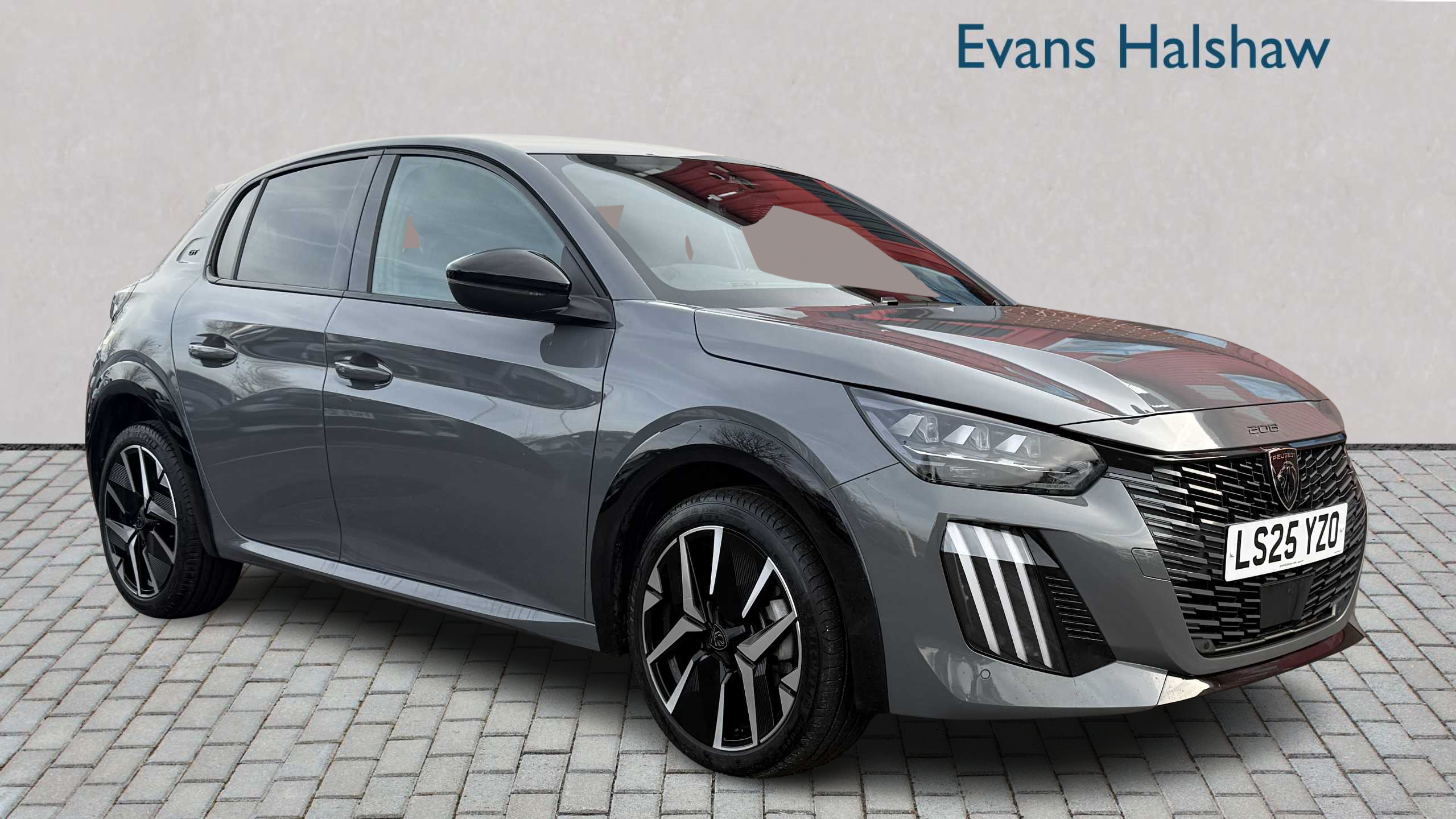 Main listing image - Peugeot 208