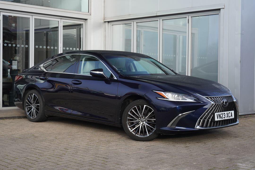 Main listing image - Lexus ES