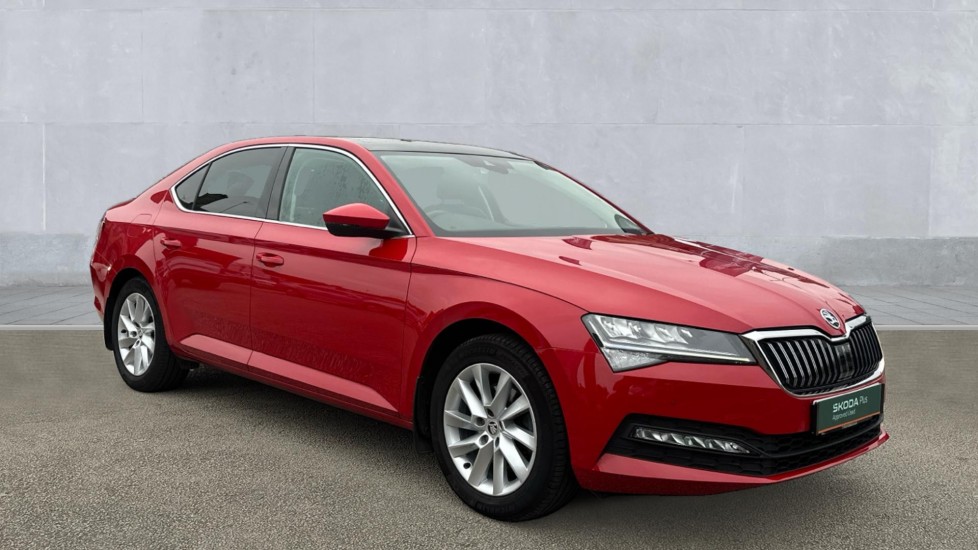 Main listing image - Skoda Superb