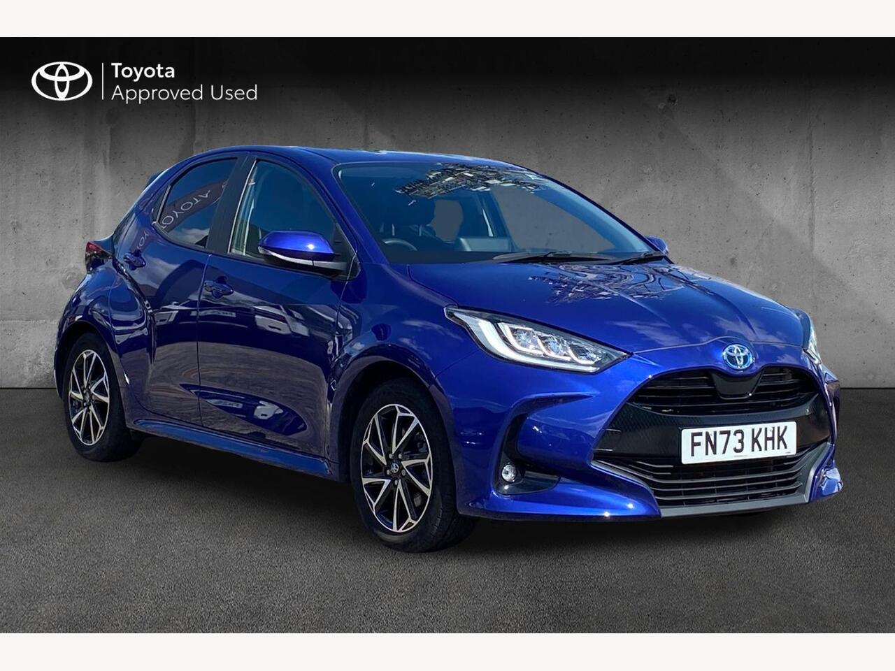 Main listing image - Toyota Yaris