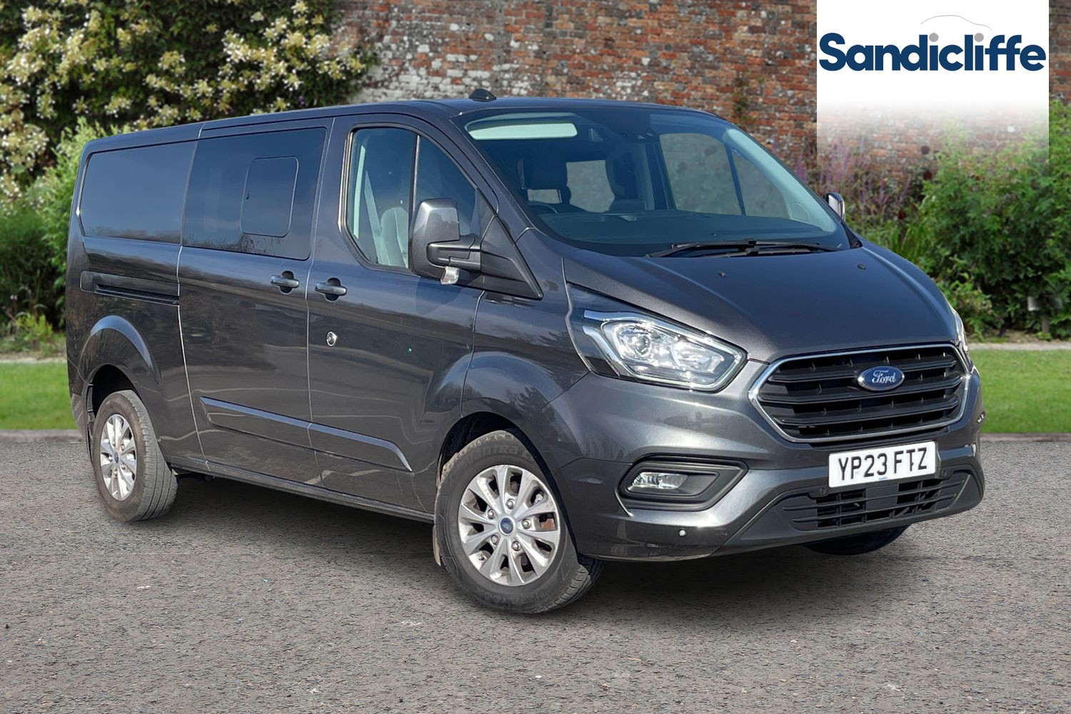 Main listing image - Ford Transit Custom