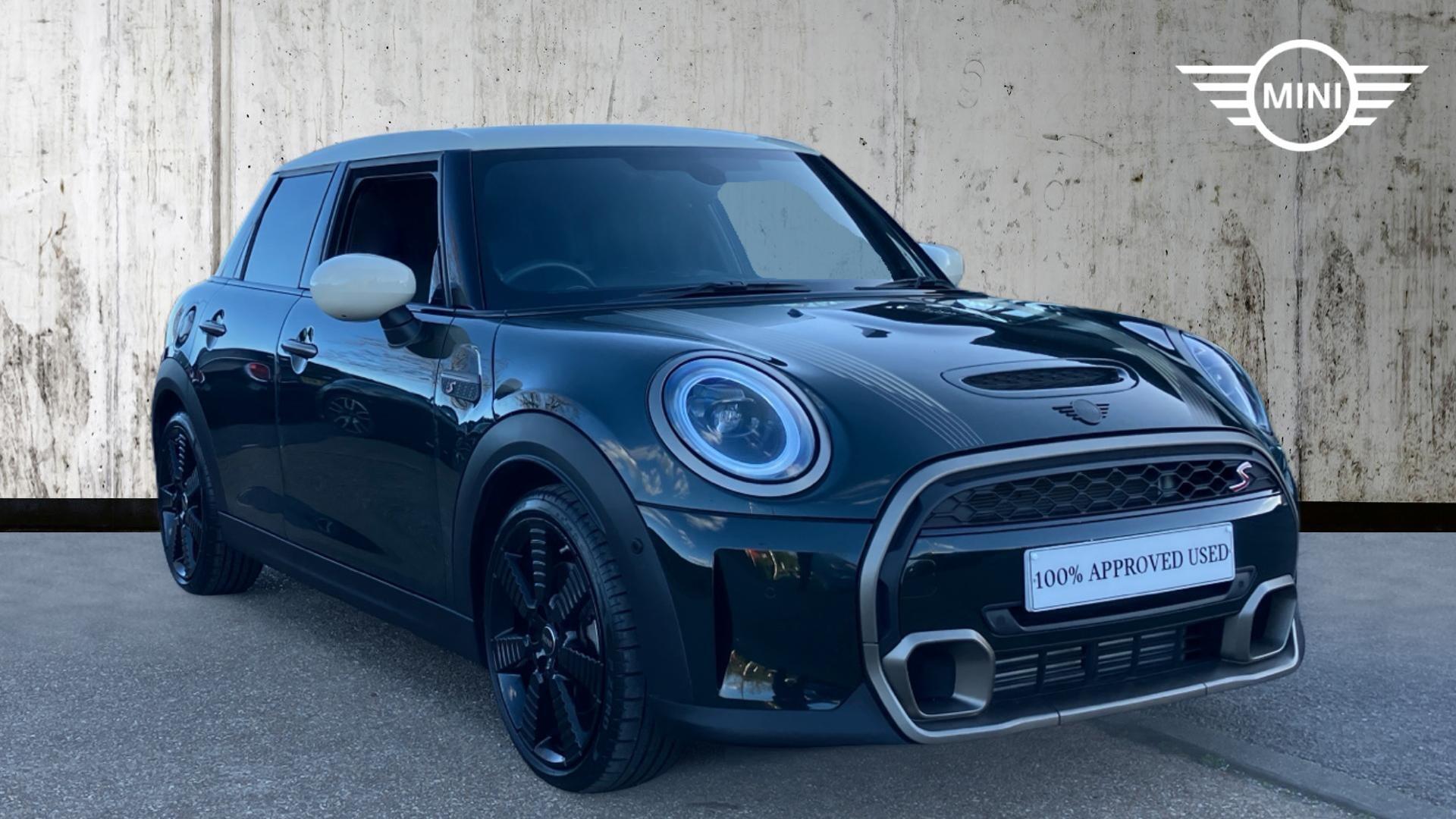 Main listing image - MINI Hatchback 5dr