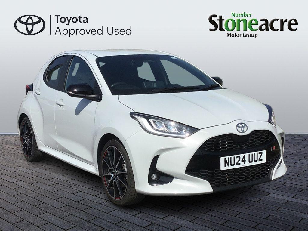 Main listing image - Toyota Yaris