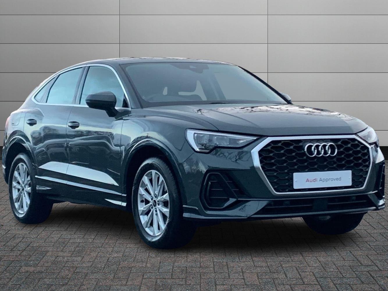 Main listing image - Audi Q3