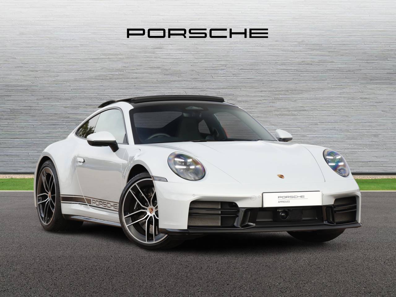 Main listing image - Porsche 911