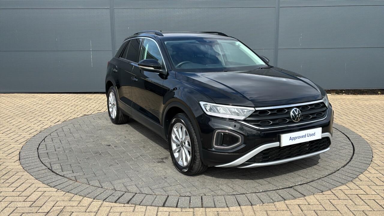 Main listing image - Volkswagen T-Roc