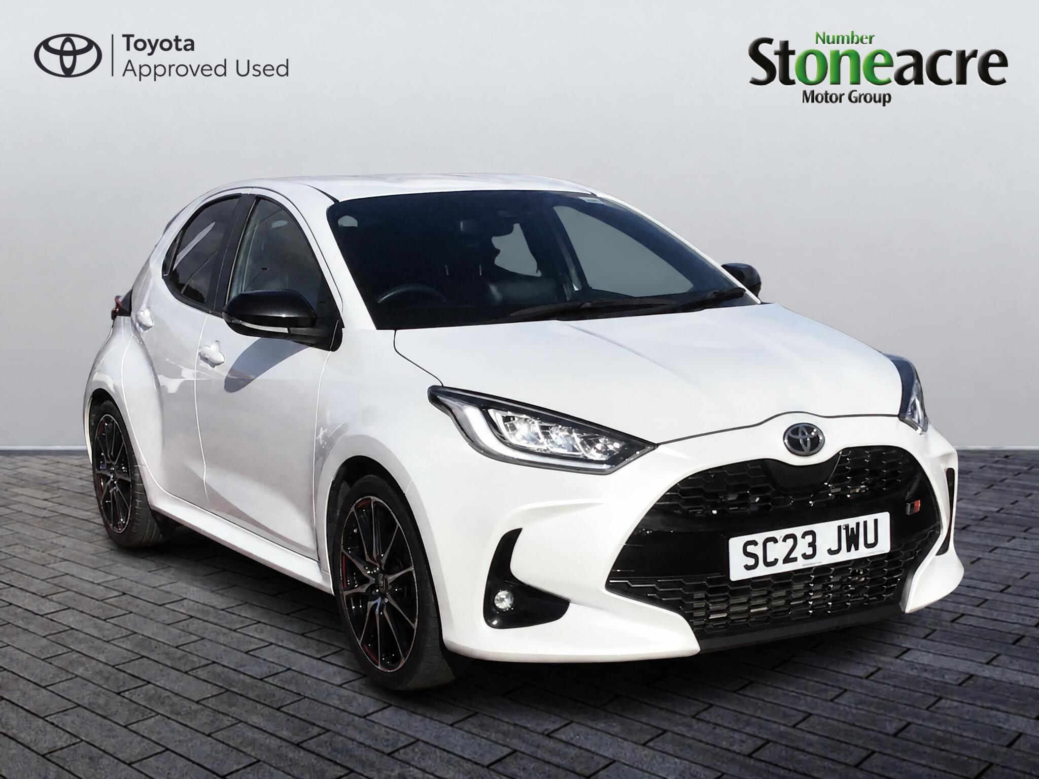 Main listing image - Toyota Yaris