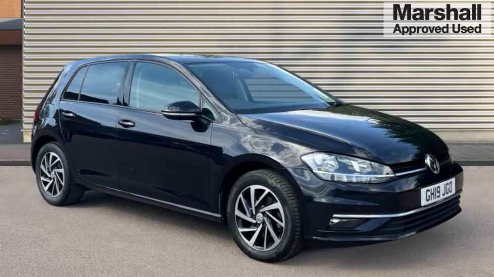 Main listing image - Volkswagen Golf