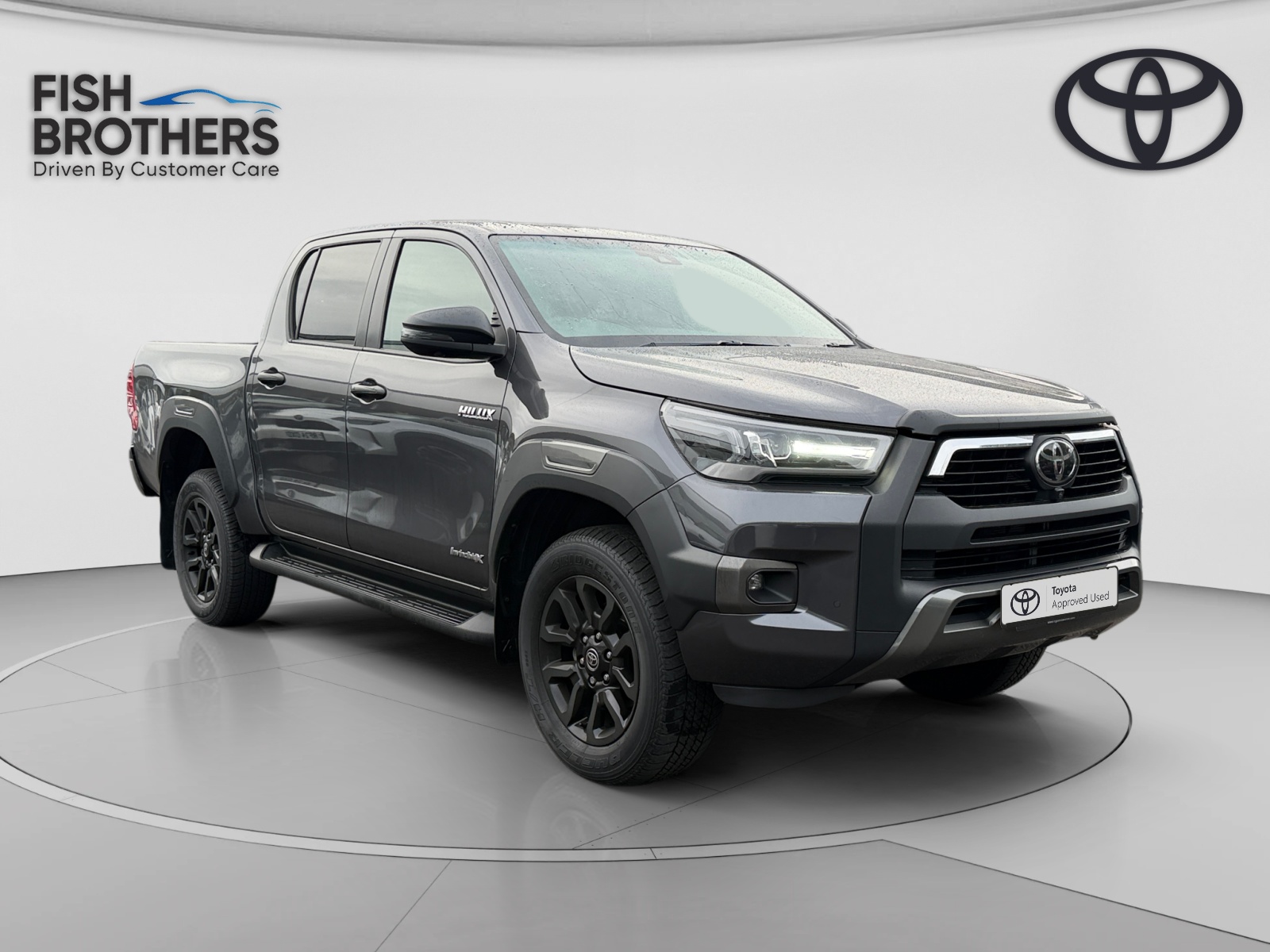 Main listing image - Toyota Hilux