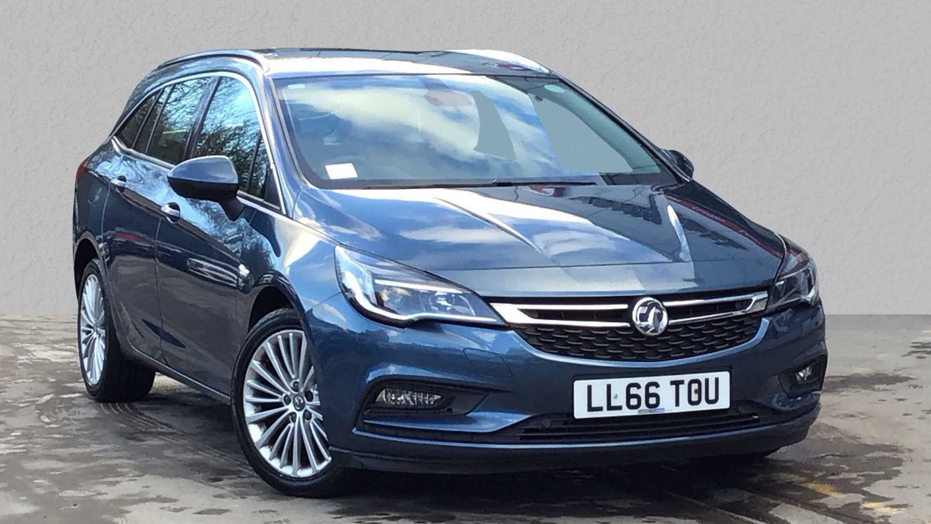 Main listing image - Vauxhall Astra Sports Tourer