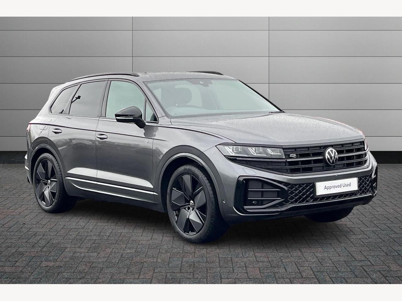 Main listing image - Volkswagen Touareg