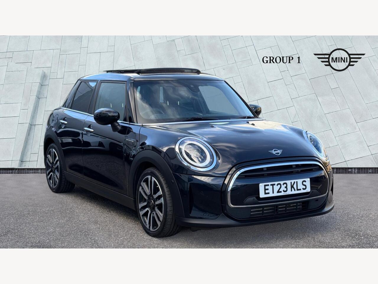 Main listing image - MINI Hatchback 5dr