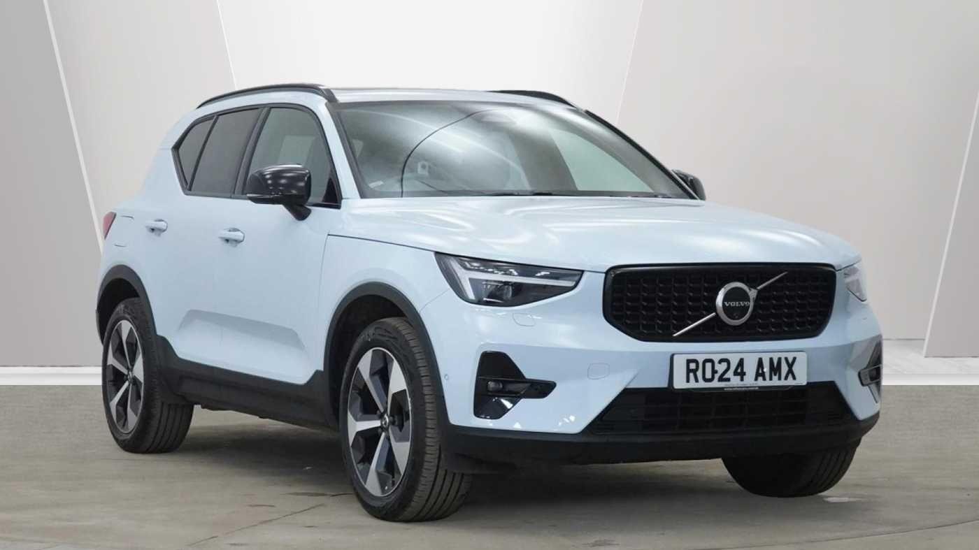 Main listing image - Volvo XC40