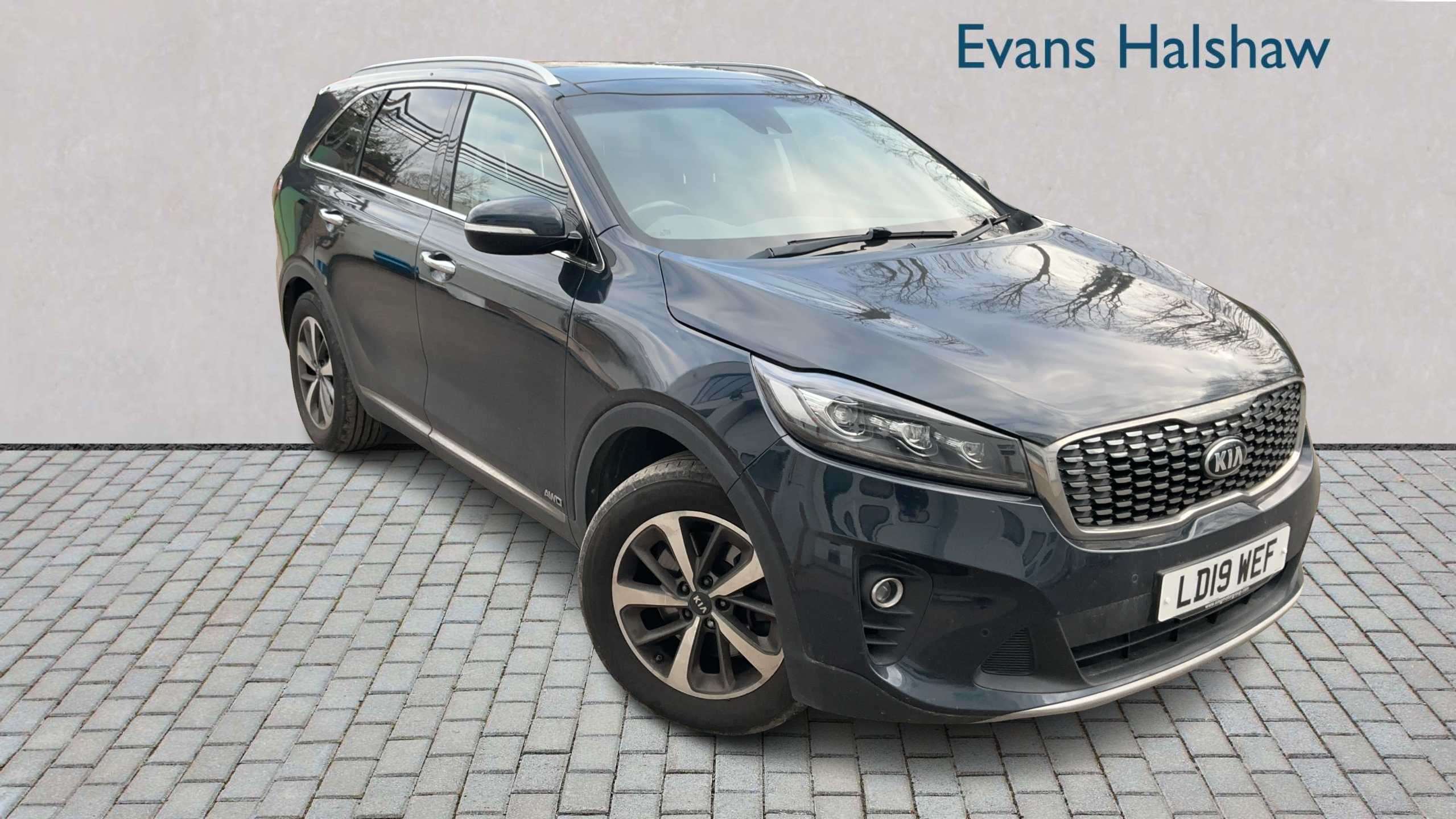 Main listing image - Kia Sorento