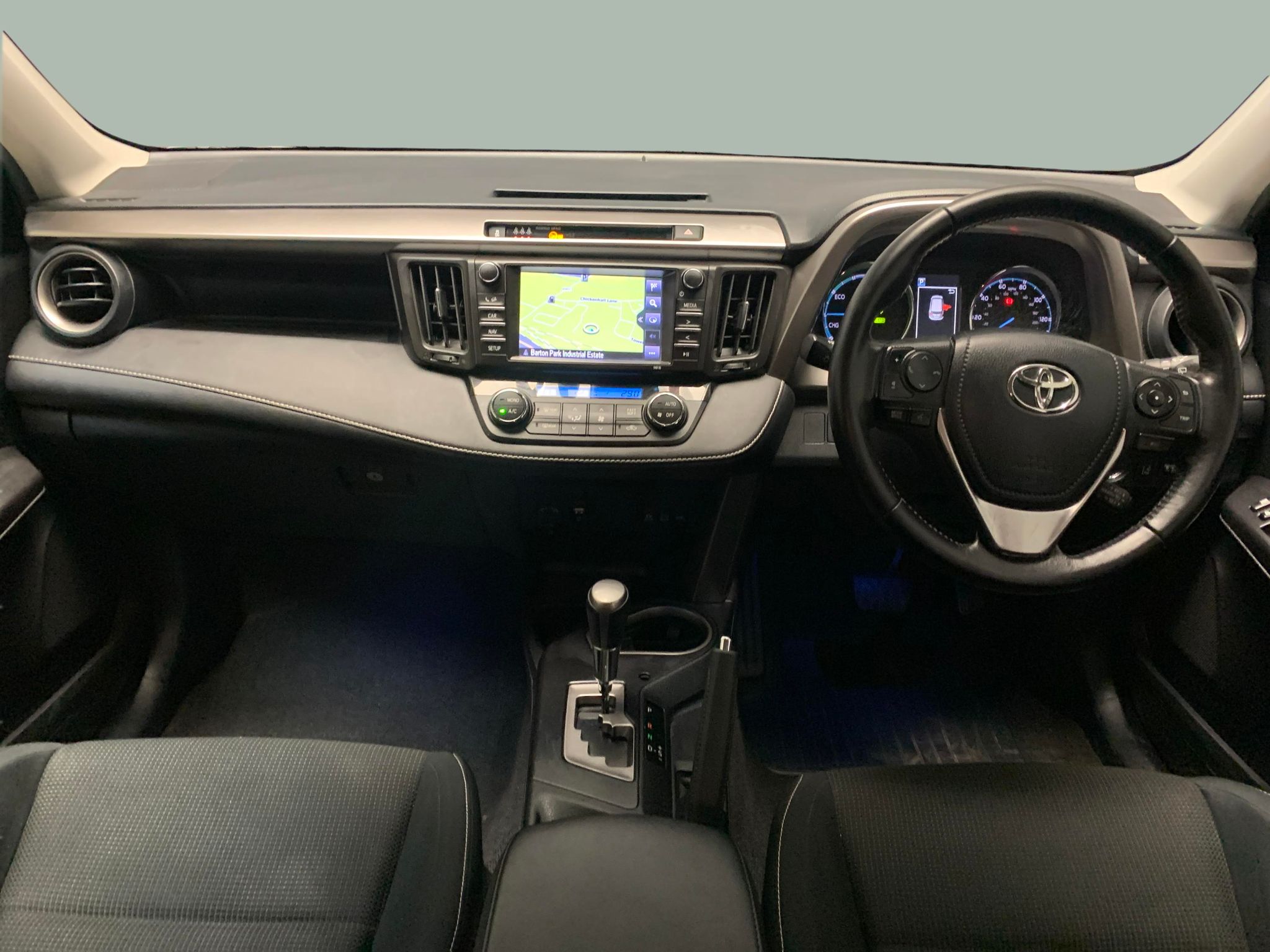 Main listing image - Toyota RAV4