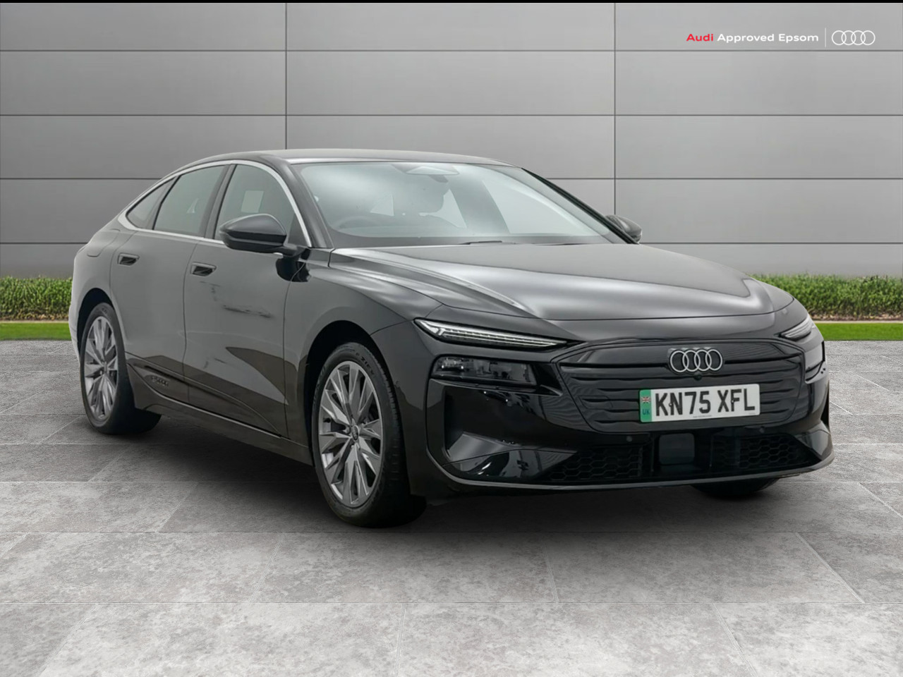 Main listing image - Audi A6