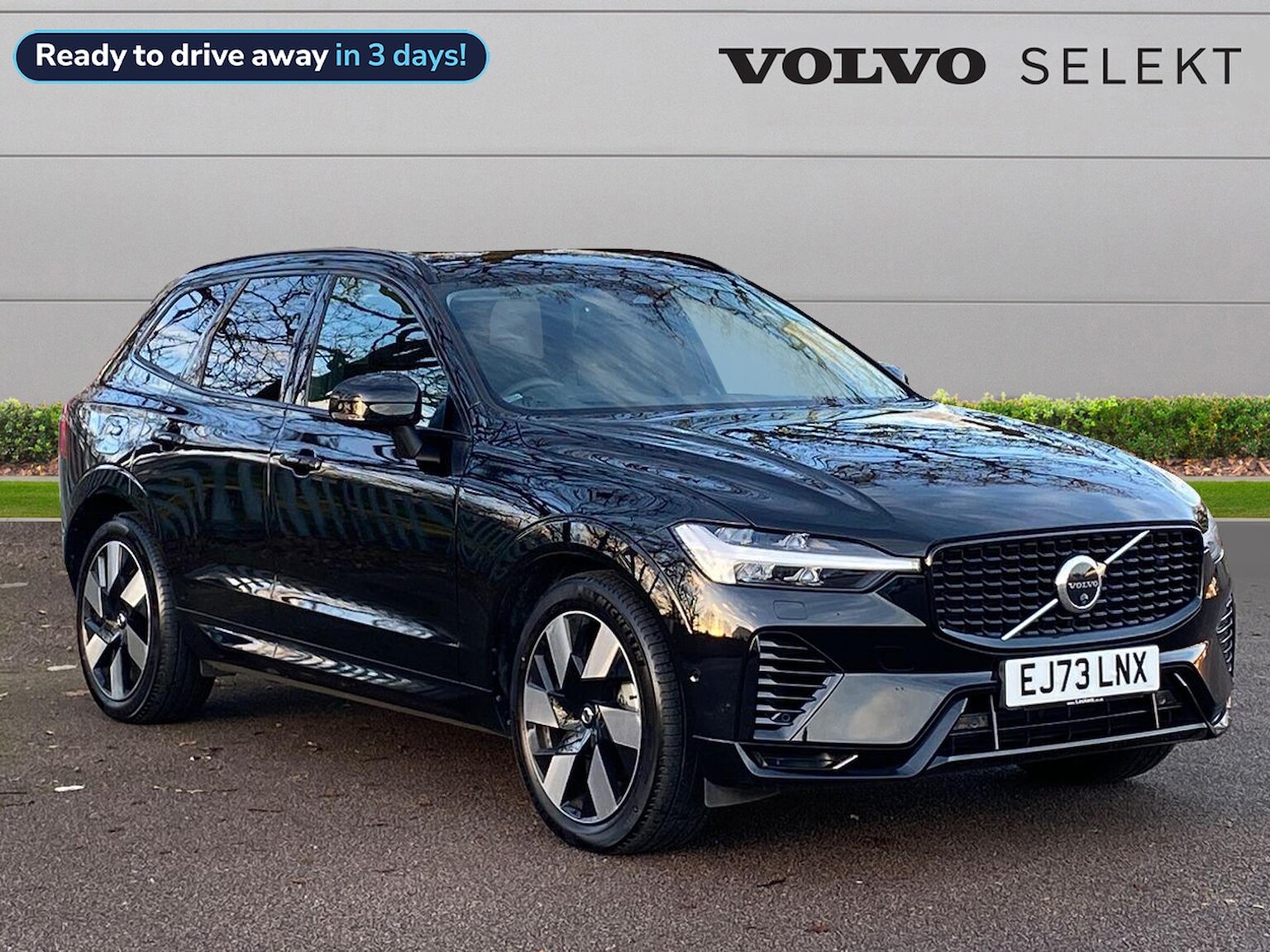 Main listing image - Volvo XC60