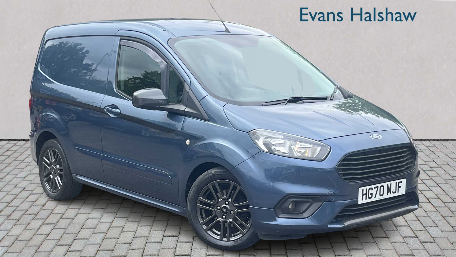 Main listing image - Ford Transit Courier