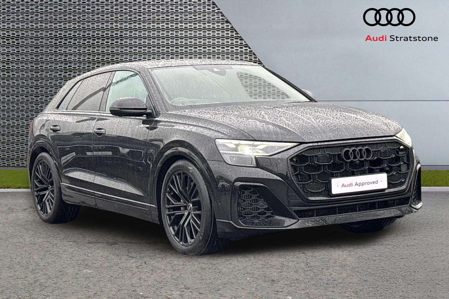 Main listing image - Audi Q8