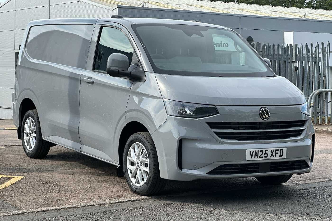 Main listing image - Volkswagen Transporter