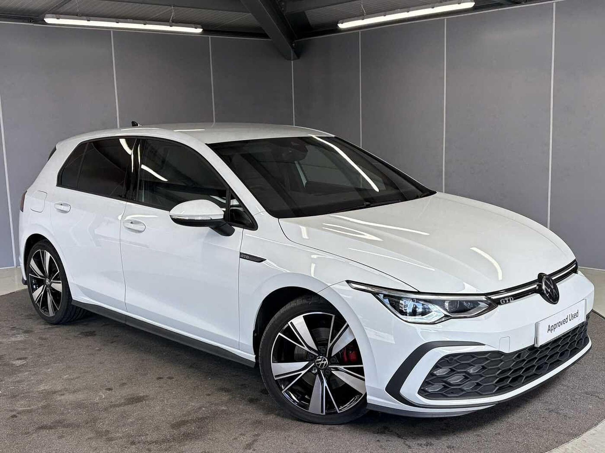 Main listing image - Volkswagen Golf
