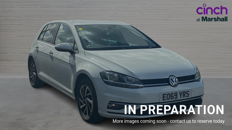 Main listing image - Volkswagen Golf