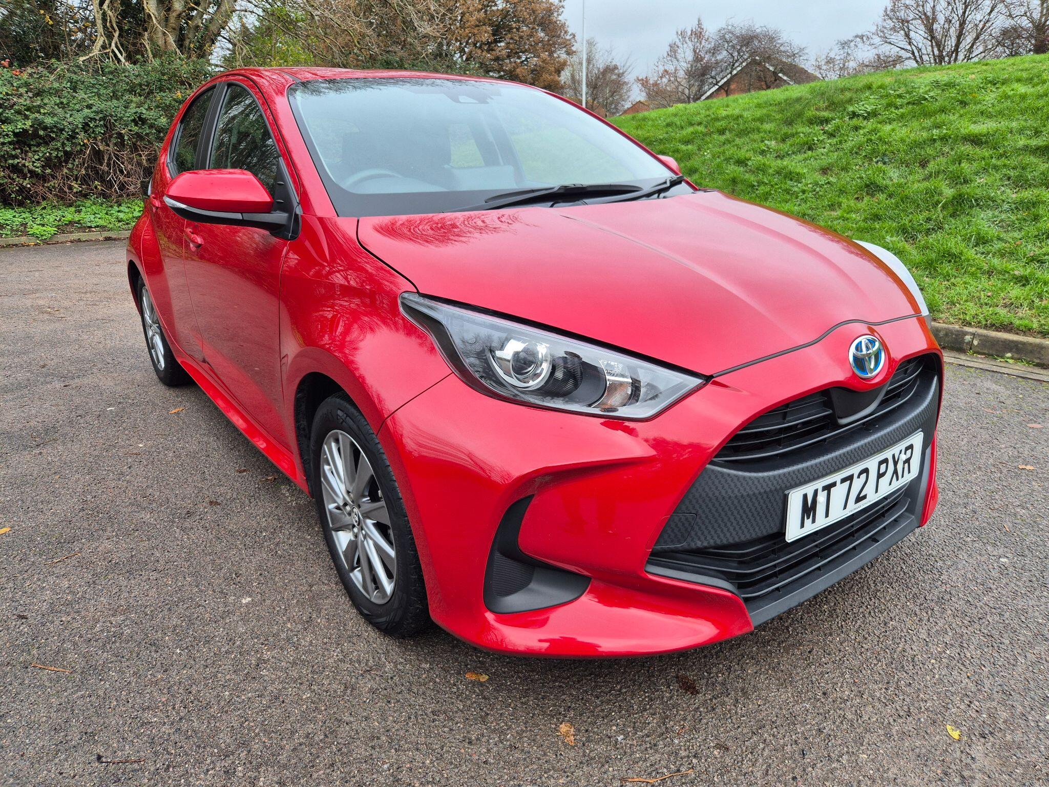 Main listing image - Toyota Yaris