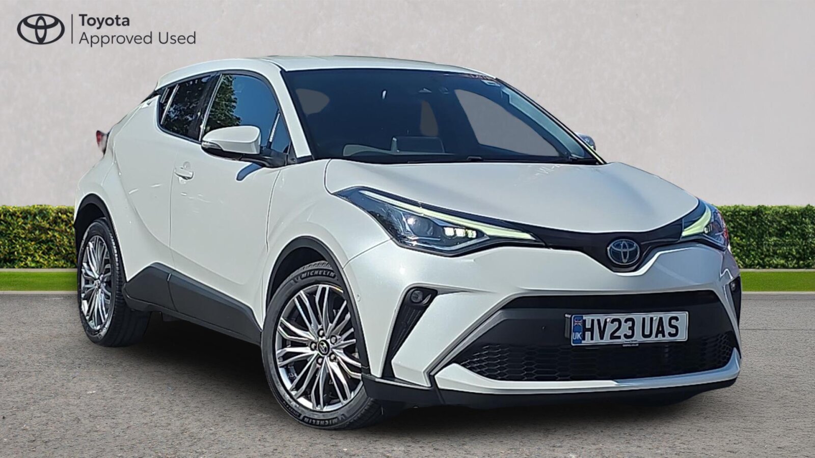 Main listing image - Toyota C-HR