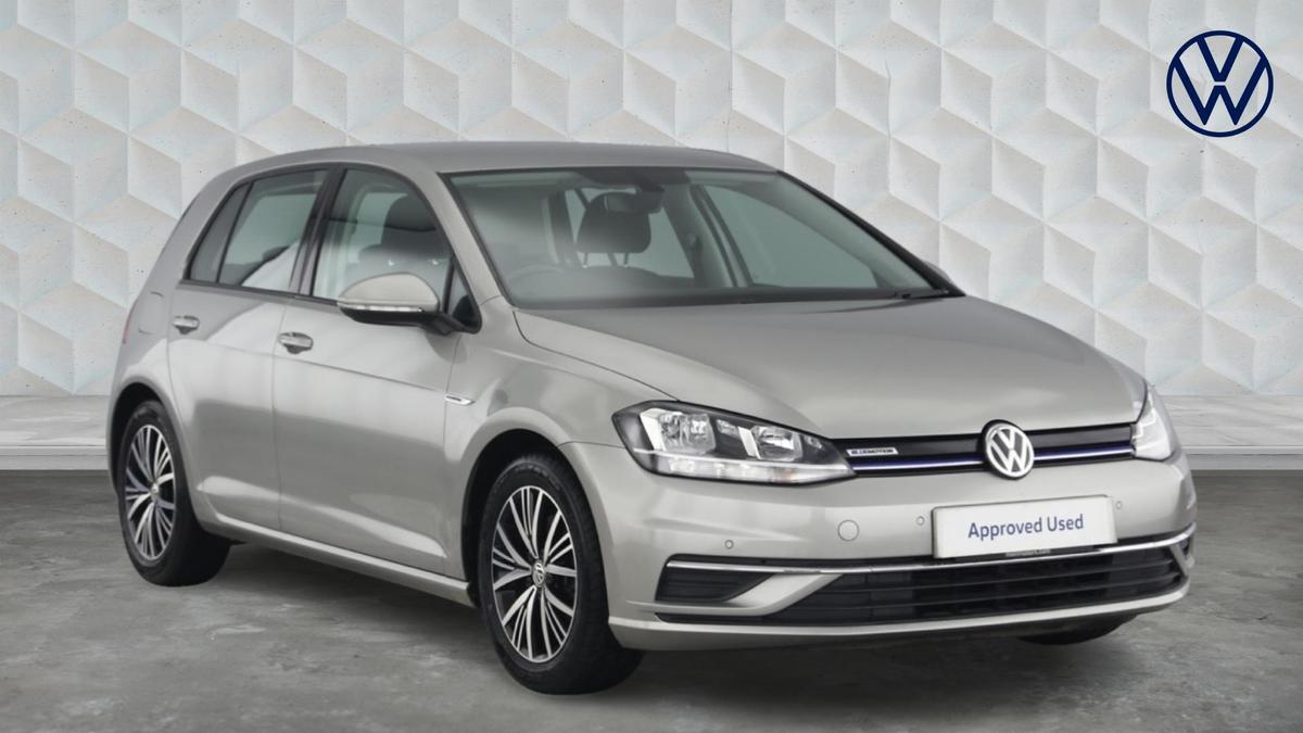 Main listing image - Volkswagen Golf