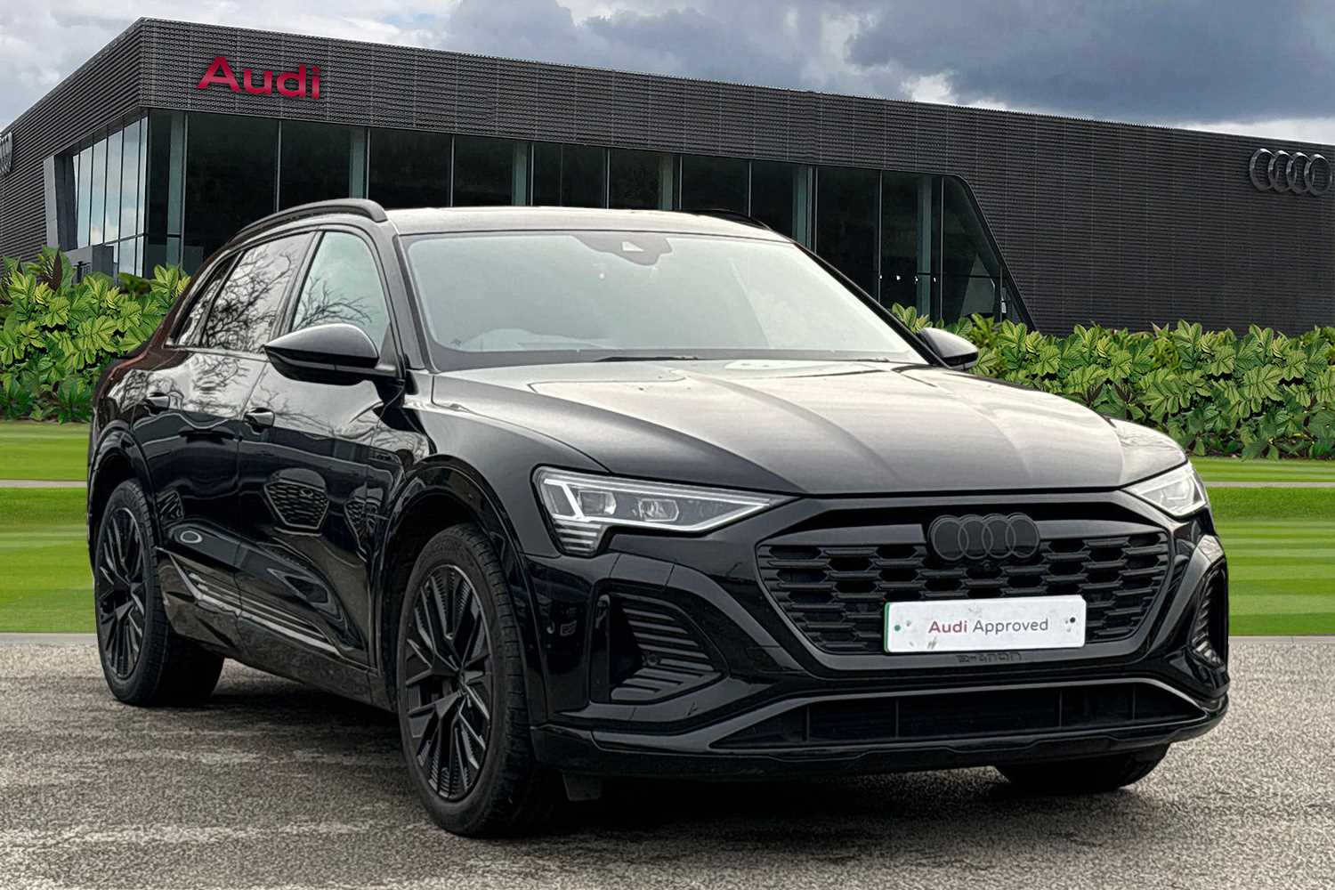 Main listing image - Audi Q8 e-tron